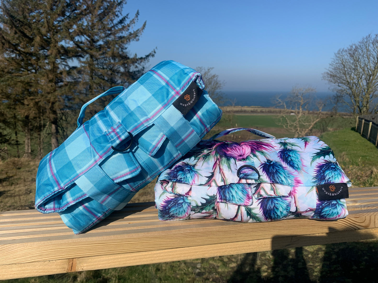 Pet settle mats