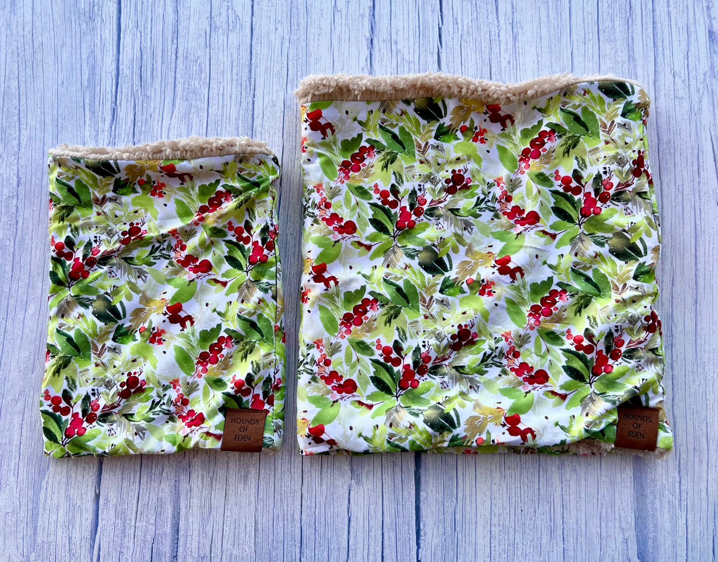 Winter Spruce & Berries Snood