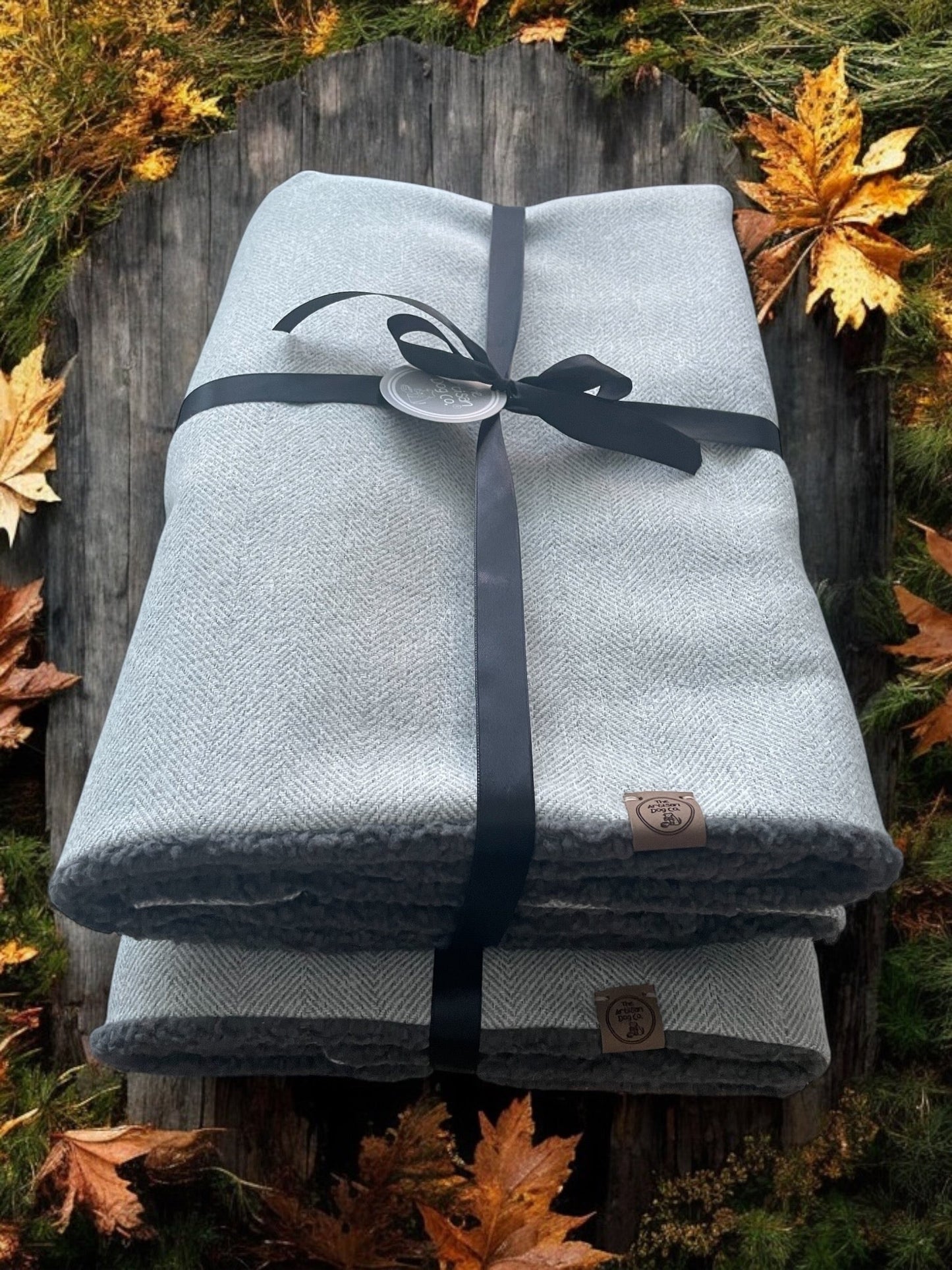 Handcrafted dog/cat/pet blanket/throw/sofa protector - Herringbone Fabrics