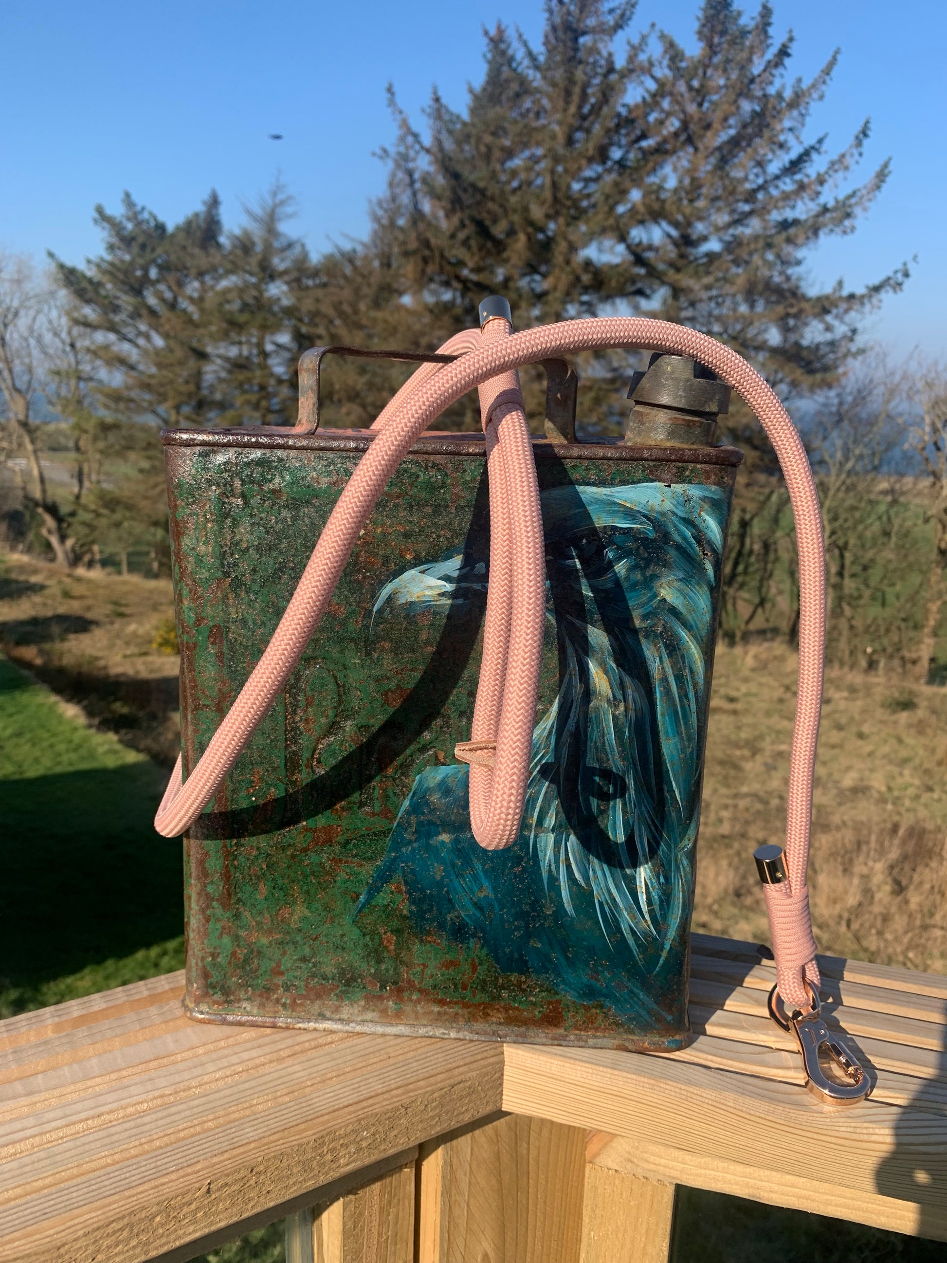 Sturdy robust  pink dog lead 